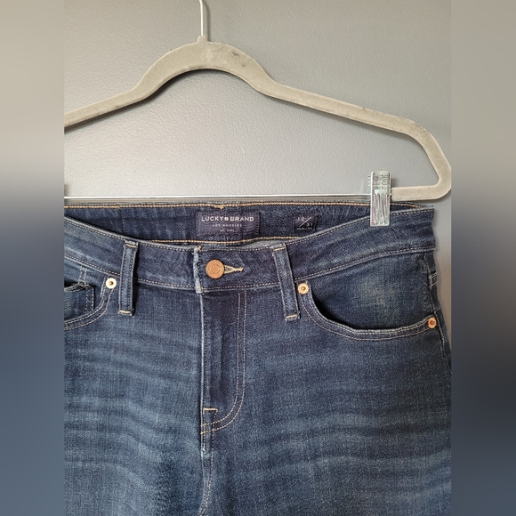 Lucky Brand Low Rise Jeans - Picture 4 of 6